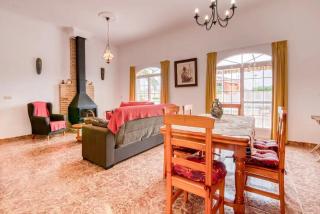 Family Villa in Benifayó with Year-Round Private Pool - Benifayó - 4