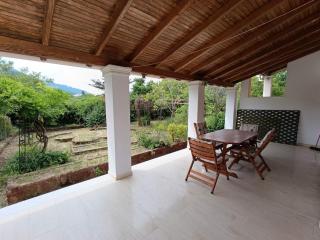 Sea and Field Retreat - Agios Georgios Pagon - 4