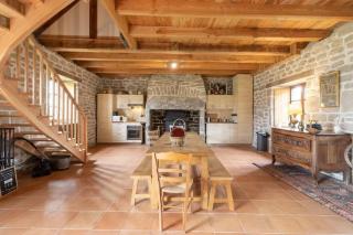 Maison authentique en granit - Chaumeil - Cheminée - Chaumeil - 8