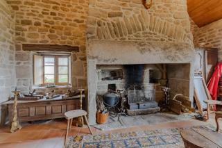 Maison authentique en granit - Chaumeil - Cheminée - Chaumeil - 2
