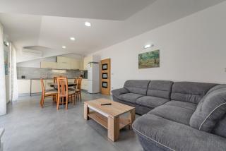 Luxury-New Apartment - 0