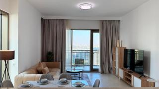 Premium 2 Bedroom at Creek Horizon - 6