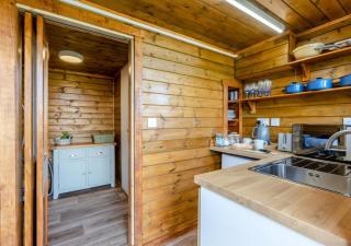 Latchley Meadows Lodge - Sydenham Damerel - 2