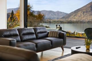 Lakevista Retreat - Luxury Villa - Remarkable Views - Queenstown - 0