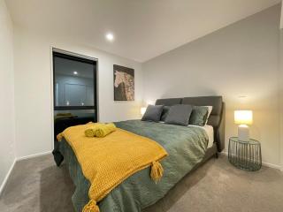 LUX NEW CBD Retreat - 2Bed2Bath With Parking! - Christchurch - 1