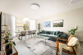 Spacious & Bright 3BR Apt Near the Beach & Port with Shelter by Sea N' Rent - Tel Aviv - 8
