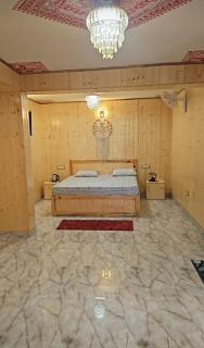 Shree Guru Home Stay - Jāmb - 1