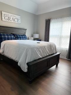 Spacious 4BR Getaway Near Atl - Douglasville - 9