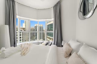 Bright Studio in Dubai Gate 2 - 0