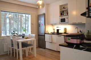 Peaceful and Furnished 80m2 3-room apartment with free parking - Turku - 3
