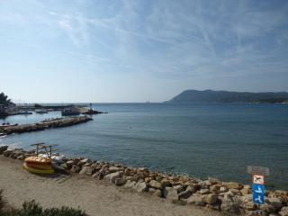 Rare à la location, pieds dans l' eau, pleine vue mer, wifi ... - La Seyne-sur-Mer - 1