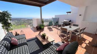 Bohemian-Chic Hideaway with Sun-Drenched Terrace - La Cala de Mijas - 0