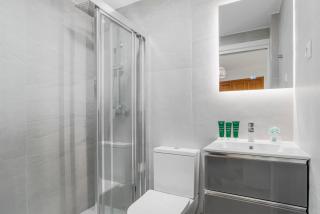 2 Bed Apartment in Benahavis Village - Benahavís - 6