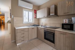 Spacious 4BR,4BATH with AC, Balcony, WIFI & Terrace by 360 Estates - Gwardamanġa - 6