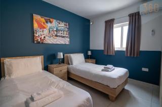 Spacious 4BR,4BATH with AC, Balcony, WIFI & Terrace by 360 Estates - Gwardamanġa - 0