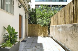 Comfy 1BR for Beach Lovers in TLV with Shelter by Sea N Rent - Tel Aviv - 3