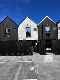 Luxury CBD 2Bed2Bath With Parking Near Parks - Christchurch - 4