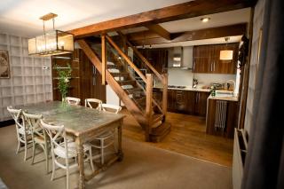 The Coach House - 3