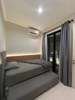 Toll Transit Home - Petiken - 2