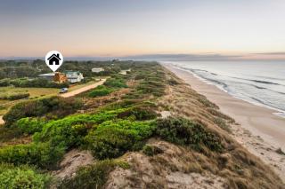 Honeysuckles Ultimate Beach Escape - Seaspray - 5