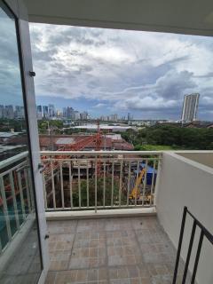 Kasara Urban Resort Elly's Pad with balcony - 1