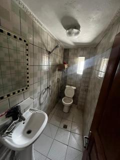Appartement Gris Vargues- Résidence Shalom- Wifi, Clim, Parking, Gardien 24h - Douala - 4