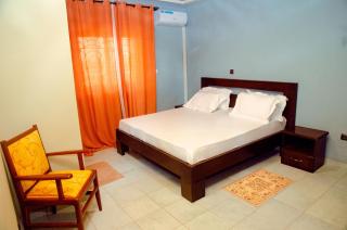 Appartements Meublés Elégants et Spacieux à Tradex Ahala - Yaoundé - Yaoundé - 2