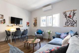 Artistic 2BR Apt w Balcony in Florentin Center by Sea N' Rent - Tel Aviv - 4