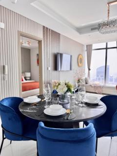 Highest Infinity Pool Burj Khalifa View - 4