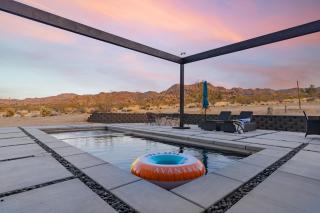 Luxe Modern Escape w Pool Hot Tub Firepit Desert View Lassen by AvantStay - Joshua Tree - 9