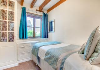 Swallow Cottage - 3