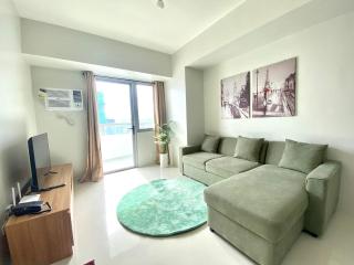 Premium East Gate 1BR unit - Cebu - 1