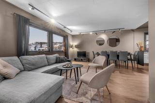 Spacious House I Great Location I FREE Parking - Tromsø - 0