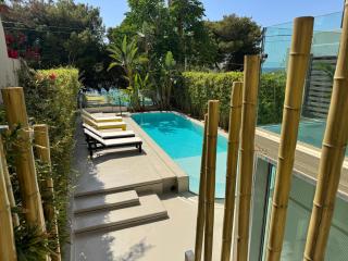 VILLA LAGUNA BLUE - Kavouri Vouliagmeni BEACH FRONT - 2