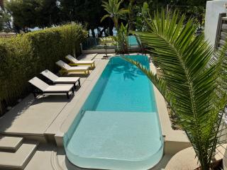 VILLA LAGUNA BLUE - Kavouri Vouliagmeni BEACH FRONT - Athene - 2
