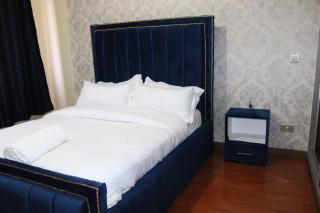 luxury elegant furnished three bedroom apartment with children playground, swimming pool relaxing rooftop with amazing city views, ample parking space and proximity to major shopping malls - Nairobi - 8