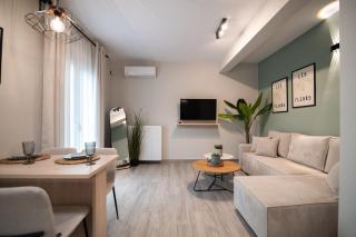 Domaris Luxury Suite - 7