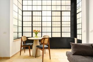 Modern-Rustic Haven in the City by Sea N' Rent - Tel Aviv - 5