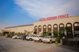 Hotel Highway Prince Behror - Behror - 0
