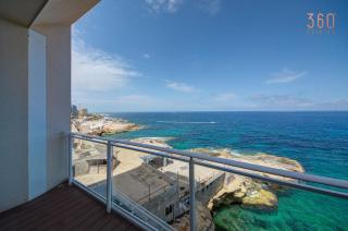 1BR on the Sliema Tigne waterfront with Terrace by 360 Estates - Sliema - 0