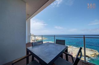 1BR on the Sliema Tigne waterfront with Terrace by 360 Estates - Sliema - 8