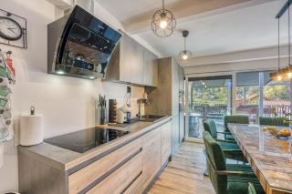 Luxury Holiday House with Sauna and Hot Tub - Lepajci - 1