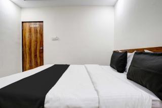 Hotel O Apollo - Ahmedabad - 0