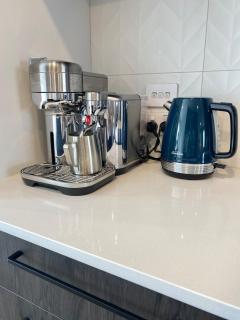 Luxury 3 Bed Townhouse By Hagley Park With Garage - 7