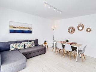 NUEVO, a 70 metros de la playa y con vistas al mar - Cullera - 1
