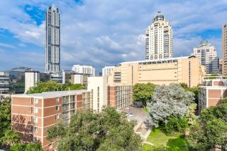 Chic Studio with Panoramic Sandton Views - Johannesburg - 3