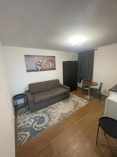 L&L Bed and Breakfast Malpensa Airport - 3