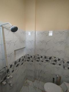 Hotel Crown Plaza, Near Karachi Airport, Darul sehat Hospital, Dow, Agha khan and Liaqat Hospital - Karachi - 7