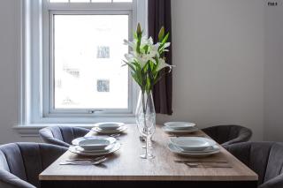 1 Bed Apartments, 2 Mins to Beach, Sleeps 4 - Southend-on-Sea - 4
