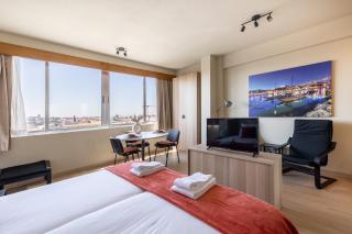 Skyline Porto Apartment - Porto velho apt - Oporto - 0